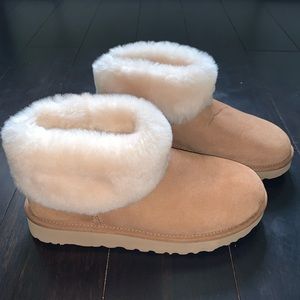 UGG boot mini chestnut with fur